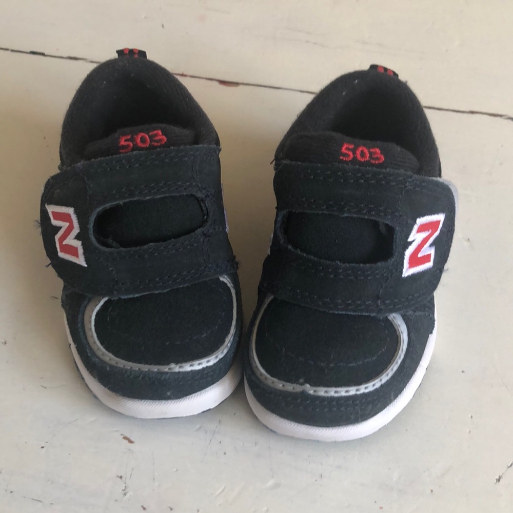 New Balance toddler shoe, navy colour